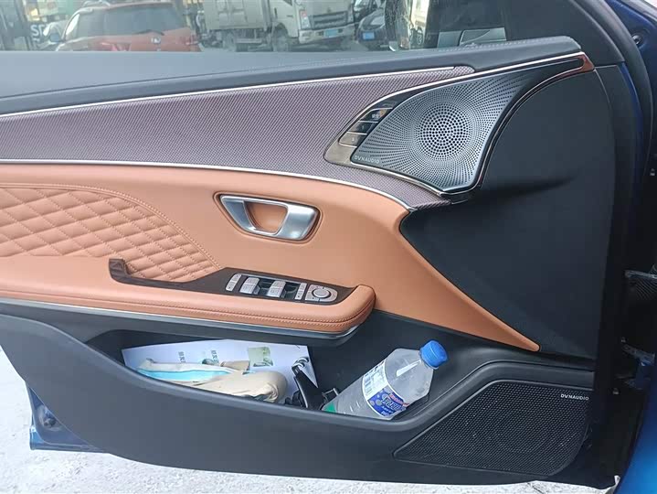 Фото 7 - BYD Han