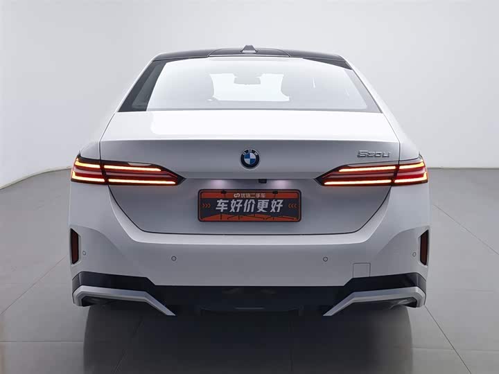 Фото 4 - BMW 5 Series