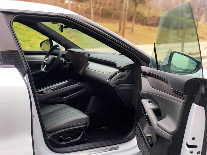 Фото 8 - BYD Song L