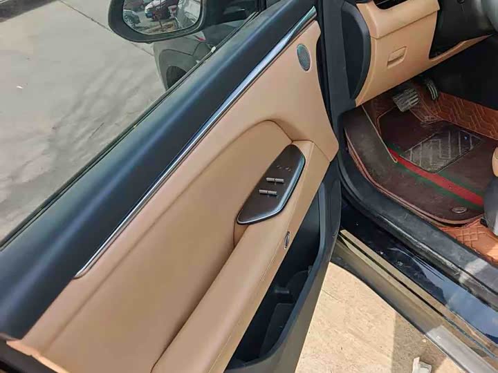 Фото 4 - BAIC Arcfox Alpha T5