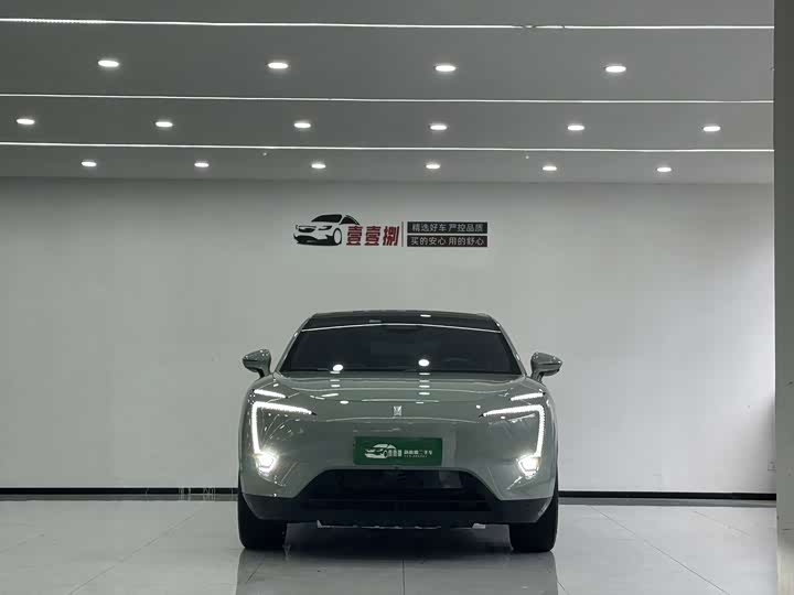 Фото 2 - Avatr 11