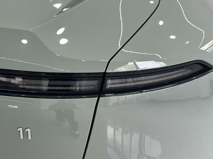 Фото 8 - Avatr 11