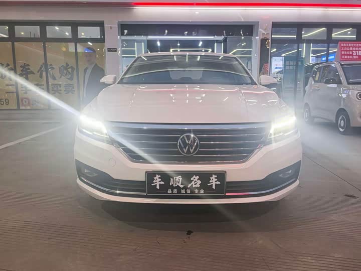 Фото 2 - Volkswagen Lavida