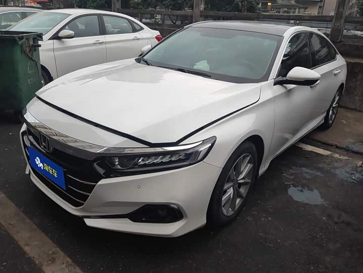 Фото 1 - Honda Accord