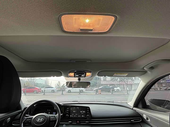 Фото 6 - Hyundai Elantra N line