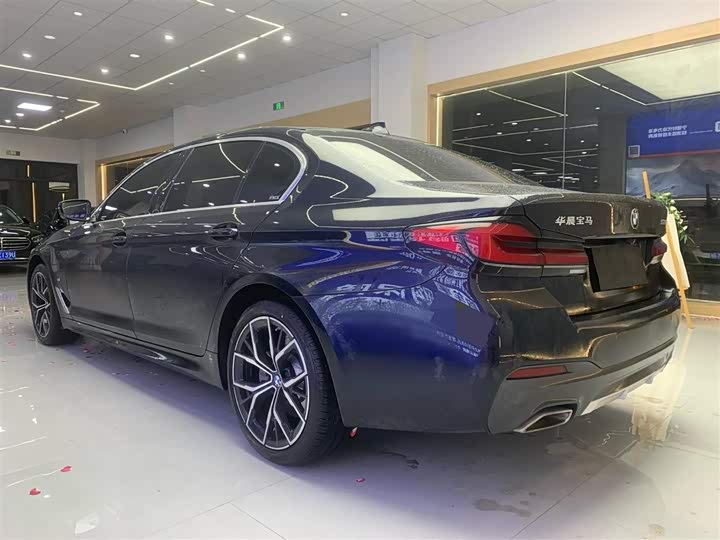 Фото 7 - BMW 5 Series