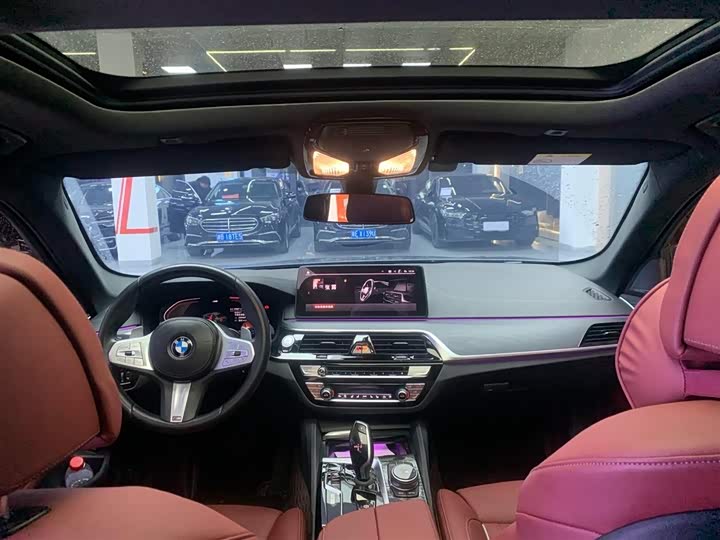 Фото 9 - BMW 5 Series