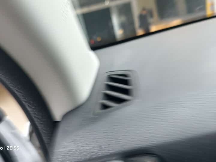 Фото 6 - Kia Seltos