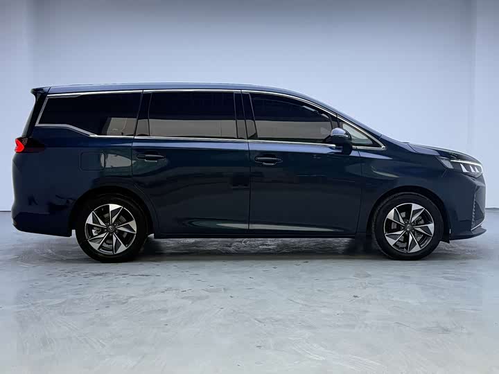 Фото 7 - GAC Trumpchi M6