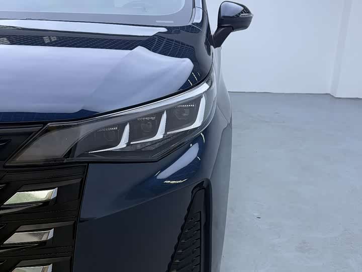 Фото 9 - GAC Trumpchi M6