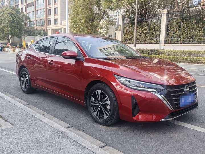 Фото 3 - Nissan Sylphy