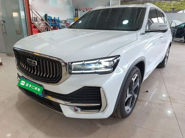 Фото 2 - Geely Monjaro