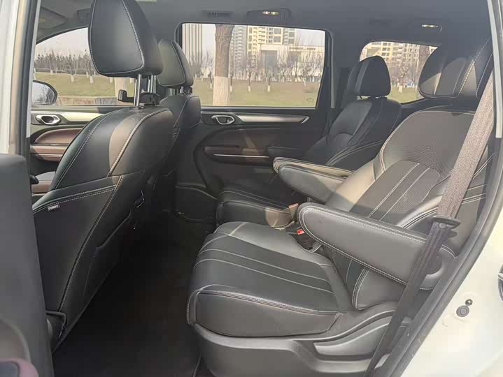 Фото 5 - GAC Trumpchi M6