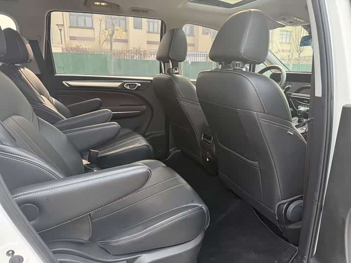 Фото 7 - GAC Trumpchi M6