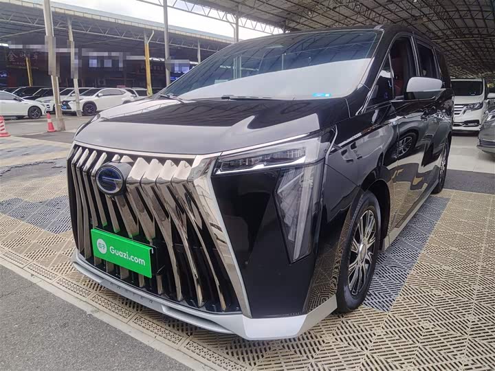 Фото 1 - GAC Trumpchi M8