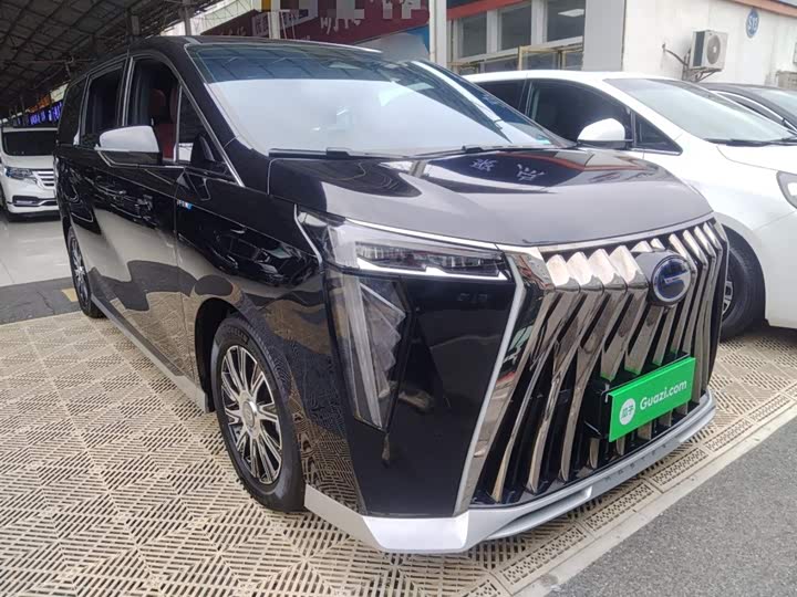 Фото 4 - GAC Trumpchi M8