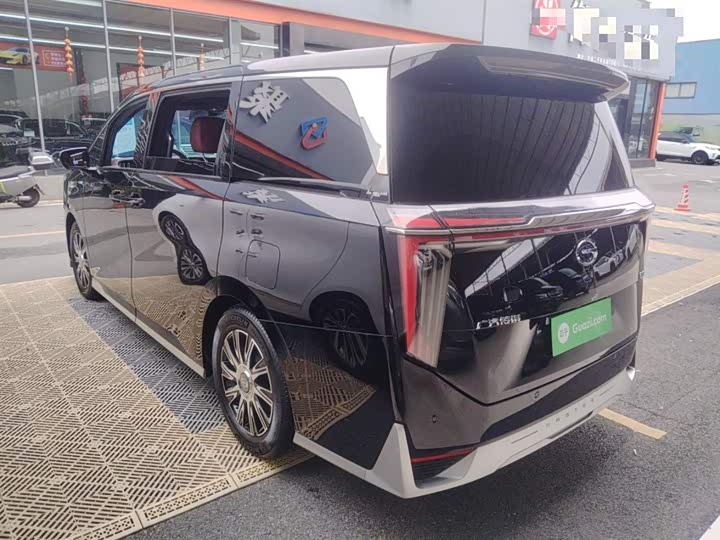 Фото 5 - GAC Trumpchi M8