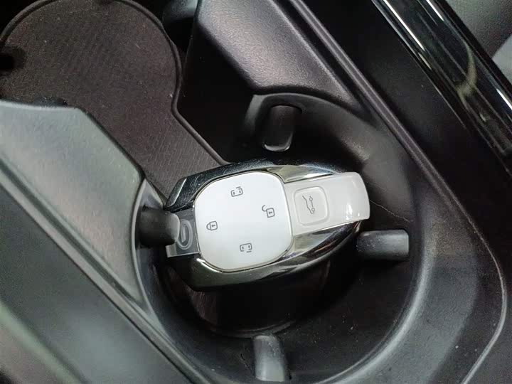 Фото 9 - GAC Trumpchi M8