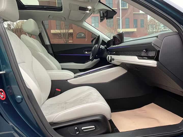 Фото 5 - Honda Accord Hybrid