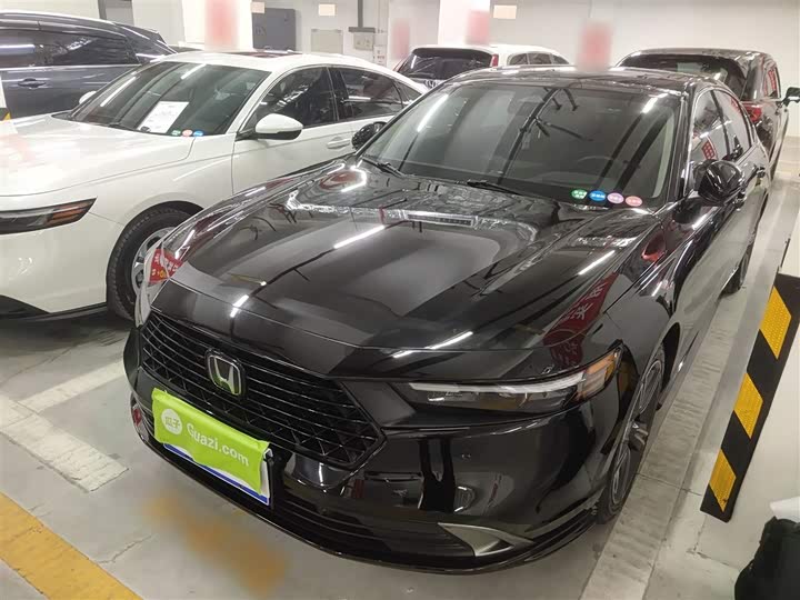 Фото 1 - Honda Accord