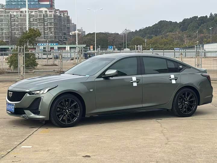 Фото 1 - Cadillac CT5