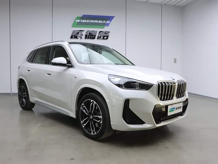 Фото 5 - BMW X1