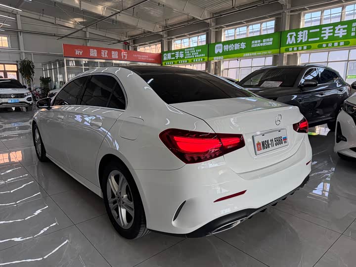 Фото 6 - Mercedes-Benz A-Class