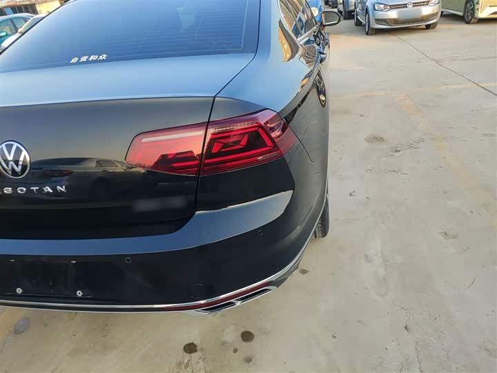 Фото 8 - Volkswagen Magotan