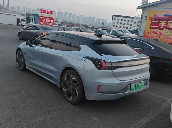 Фото 5 - Zeekr 001