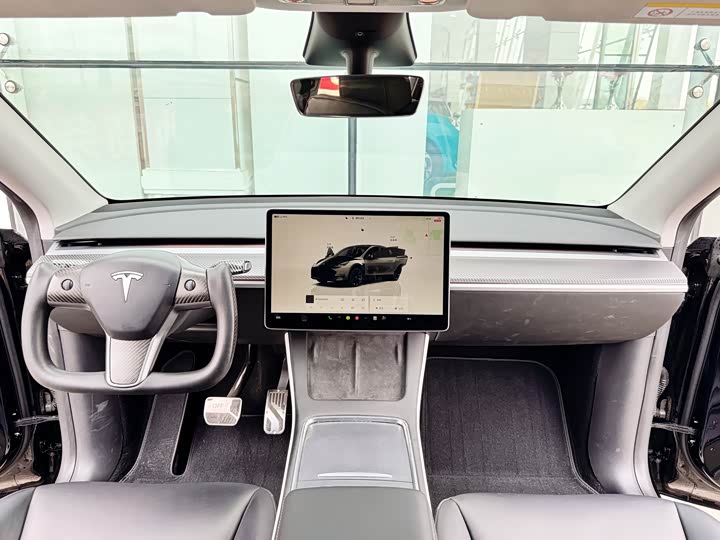 Фото 7 - Tesla Model Y