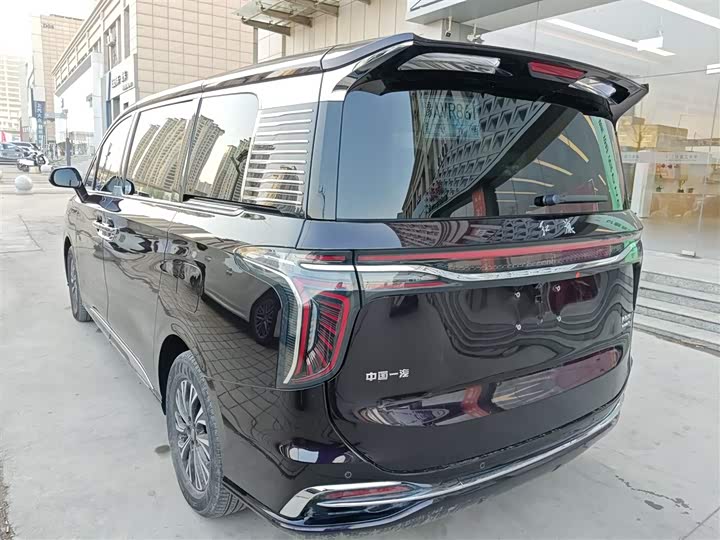 Фото 5 - Hongqi HQ9 Hybrid