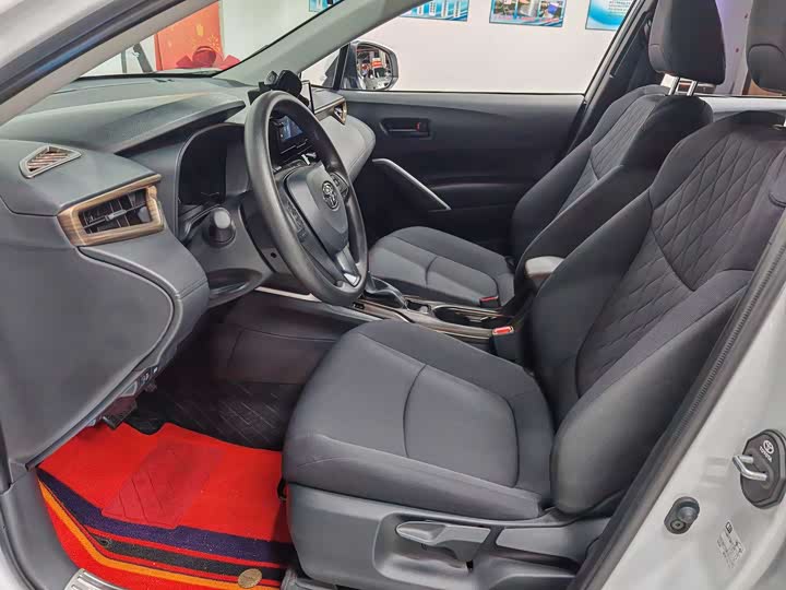 Фото 7 - Toyota Corolla Cross