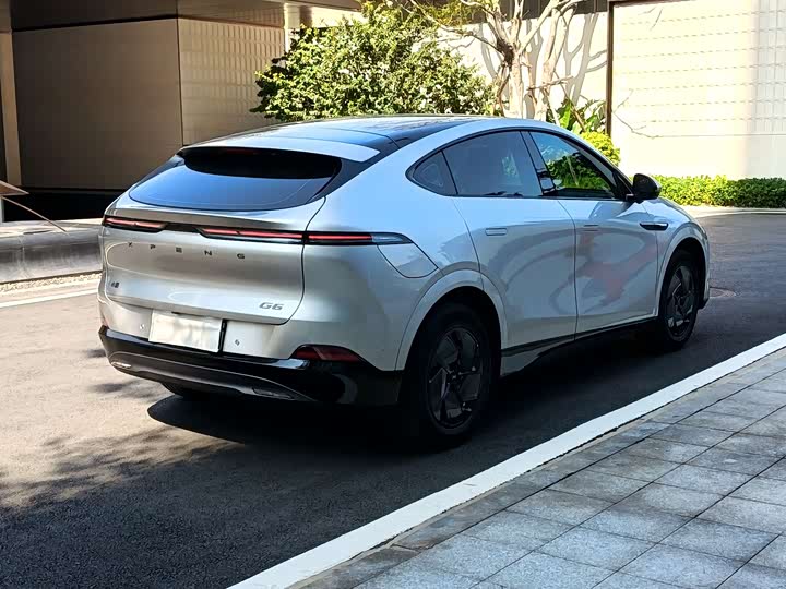 Фото 4 - XPeng G6