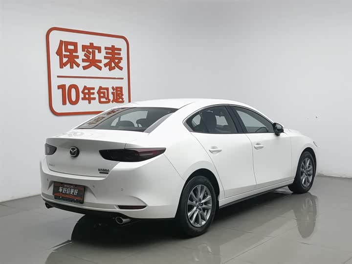Photo 2 - Mazda 3 (Axela)
