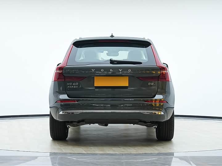 Фото 6 - Volvo XC60