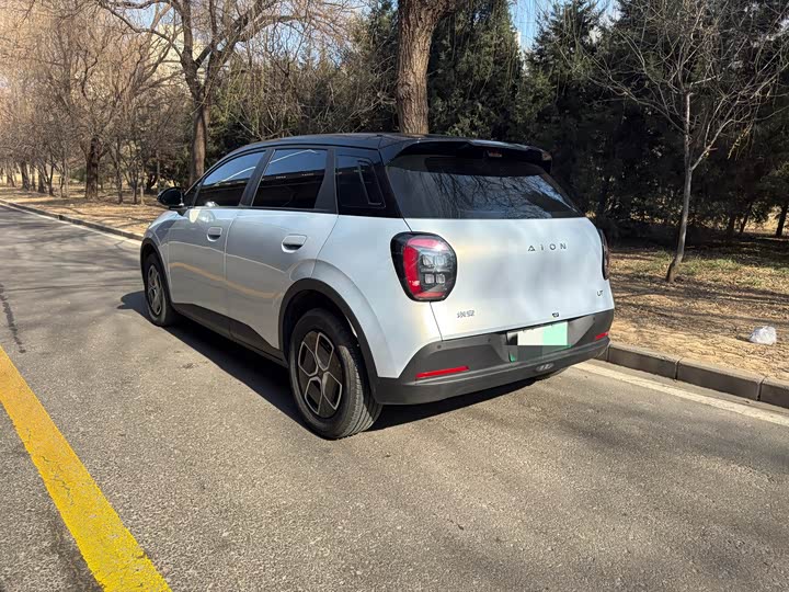 Фото 4 - GAC Aion UT