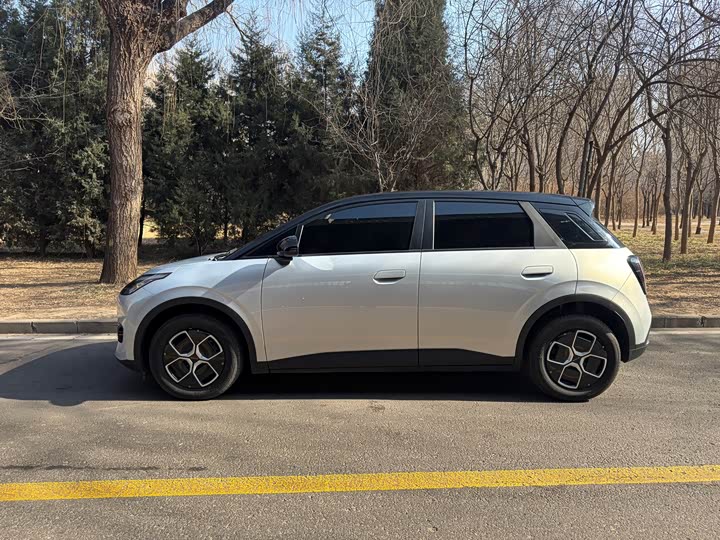 Фото 7 - GAC Aion UT