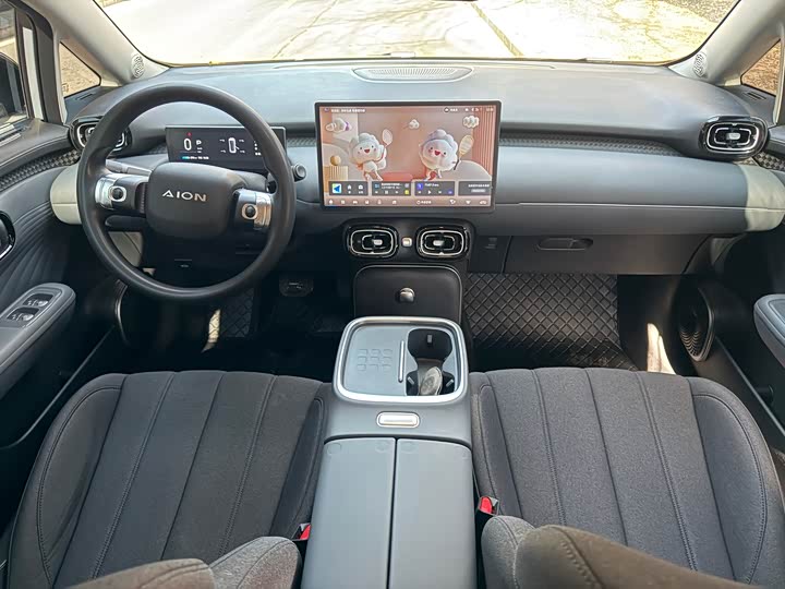 Фото 9 - GAC Aion UT