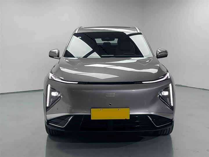 Фото 2 - Geely Galaxy L7