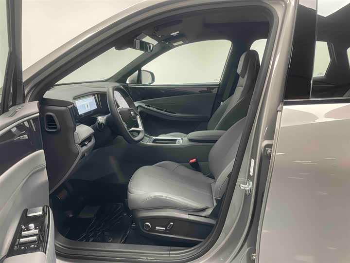 Фото 8 - Geely Galaxy L7