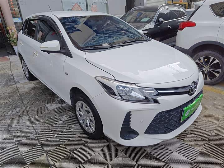 Фото 4 - Toyota Vios FS