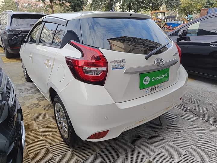 Фото 5 - Toyota Vios FS