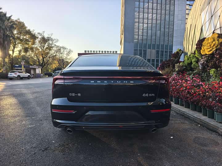 Фото 9 - Bestune B70