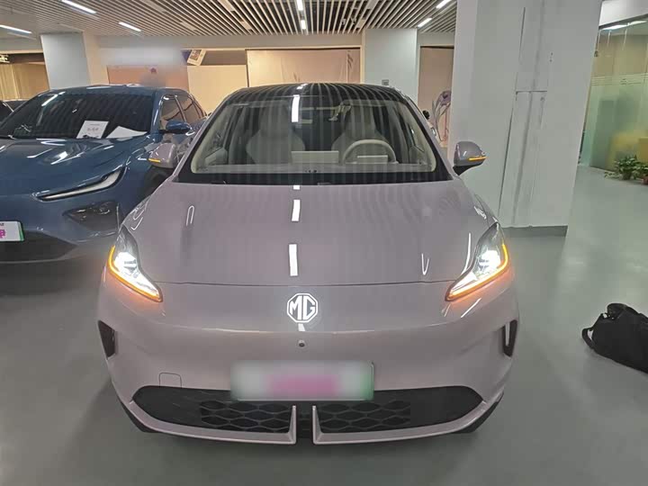 Фото 3 - MG Motor 4 EV