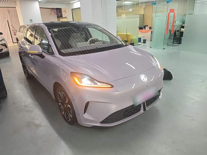 Фото 4 - MG Motor 4 EV