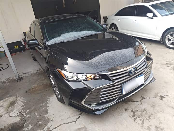 Фото 4 - Toyota Avalon