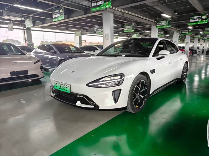 Фото 1 - Xiaomi SU7