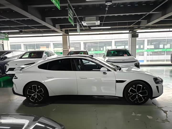 Фото 4 - Xiaomi SU7