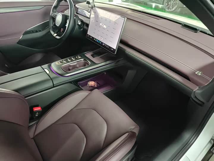 Фото 6 - Xiaomi SU7