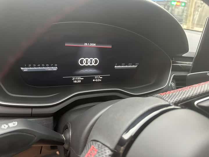 Фото 7 - Audi A4L